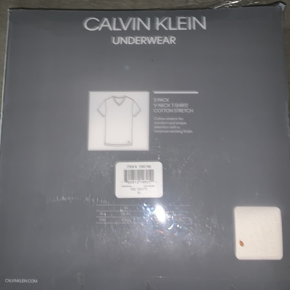 Calvin Klein 3 Pack V-neck T-Shirt cotton stretch NWT - Picture 2 of 2